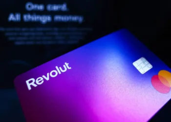 IPTV pirate : vous pensiez être invisible ? Revolut a livré 200 abonnés à la justice 🕵️‍♂️